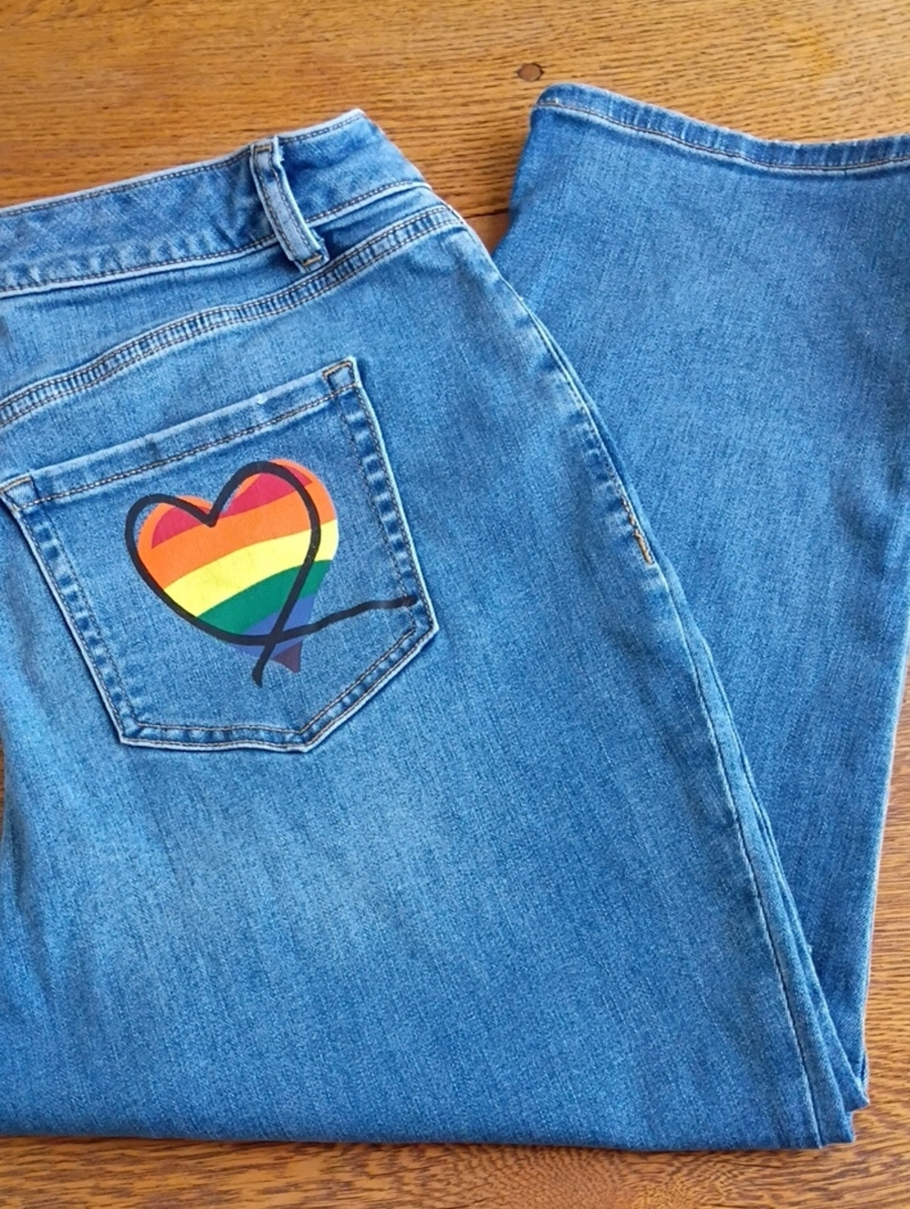 Lane Bryant Mid Rise Boyfriend Capris with Rainbow Heart Patch